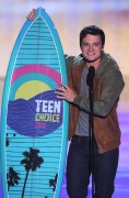 Джош Хатчерсон (Joshua Hutcherson) Teen Choice Awards, California, 22.07.12 (12xHQ) 696f28210986310