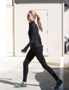 Rosie Huntington Whiteley ロージー・ハンティントン・ホワイトレー