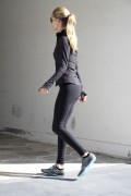 Rosie Huntington Whiteley ロージー・ハンティントン・ホワイトレー