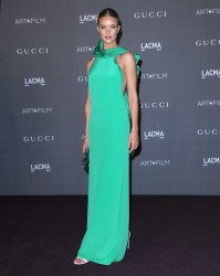 Rosie Huntington Whiteley ロージー・ハンティントン・ホワイトレー