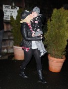 Кристина Агилера (Christina Aguilera) leaving The Barn restaurant in NJ, 01.01. 2012 (11xHQ) C59cf6221291422