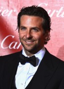 Брэдли Купер (Bradley Cooper) 24th Annual Palm Springs International Film Festival Awards Gala in Palm Springs, 05.01.13 - 68xHQ Bb1584237764684