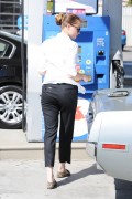 Amber Heard - at a gas station in Beverly Hills 04/09/13