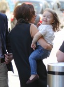 Виктория и Дэвид Бекхэм (David, Victoria Beckham) out in London,England with their daughter,Harper (May 2 2012) (6xHQ) C0c177258970440