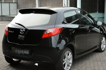 Mazda Type R Th 2011 A/T Black Metallic Excelent Condition Istimewa Tangan Pertama