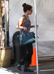 Selena Gomez - At a Dance Studio in Studio City - July 12, 2013