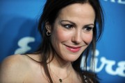 Mary Louise Parker - Страница 2 Ce9e6f276683003