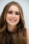 Лили Коллинз (Lily Collins) Priest press conference (Beverly Hills, May 1, 2011) 79f9f3281245586