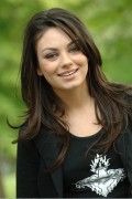 Мила Кунис (Mila Kunis) 2005-2006 FOX Primetime UpFront - 4xHQ 6bdd7b281297761