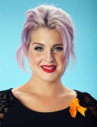 Келли Осборн (Kelly Osbourne) Poses for Portraits at the DoSomething.org and VH1's 2013 Do Something Awards at Avalon in Hollywood, CA - July 31, 2013 (20xHQ) Adf65a282877238