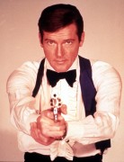 Джеймс Бонд 007: Шпион, который меня любил / James Bond The Spy who loved me (Роджер Мур, 1977) Cbf9b0284955987