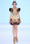 Alexander McQueen - Paris SS10 Fashion Show - 260xHQ 7db6b4285395795