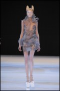 Alexander McQueen - Paris SS10 Fashion Show - 260xHQ F2258b285395993