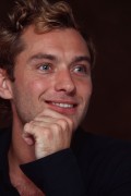 Джуд Лоу (Jude Law) пресс конференция Alfie (Нью Йорк, 30 сентября 2004) 67d0dd288253257