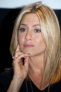 Дженнифер Энистон (Jennifer Aniston) Five Press Conference in Century City - October 18 2011 (9xHQ) 9ee5e8288257705