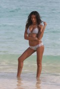Грейси Карвальо (Gracie Carvalho) Victoria’s Secret Bikini Photoshoot Candids in St. Barts - 15 HQ 985a99294370487