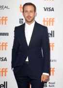 Райан Гослинг, Эмма Стоун (Emma Stone, Ryan Gosling) 'La La Land' premiere, Toronto (September 12, 2016) - 99xНQ 6edf24552222947