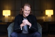 Сэм Хьюэн (Sam Heughan) Vince Talotta Portraits at Hazelton Hotel in Toronto (2015.03.27.) 11e749552815963