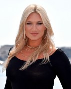 Брук Хоган (Brooke Hogan) The Fashion Hero Photocall at MIPTV in Cannes, France (2017.04.03.) (21xHQ) 4d0195552819223