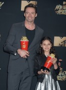 Хью Джекман (Hugh Jackman) MTV Movie and TV Awards, Los Angeles, 07.05.2017 (28xHQ) 7f49f3558935463