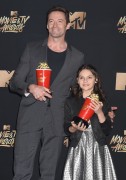 Хью Джекман (Hugh Jackman) MTV Movie and TV Awards, Los Angeles, 07.05.2017 (28xHQ) 85dc85558935543